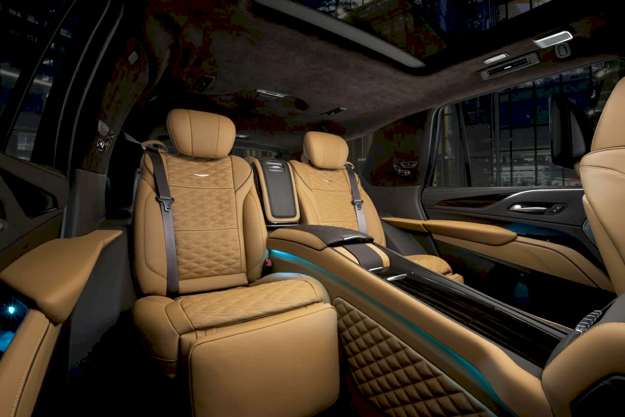 Салон Cadillac Escalade Ultima Brown. Фото 2