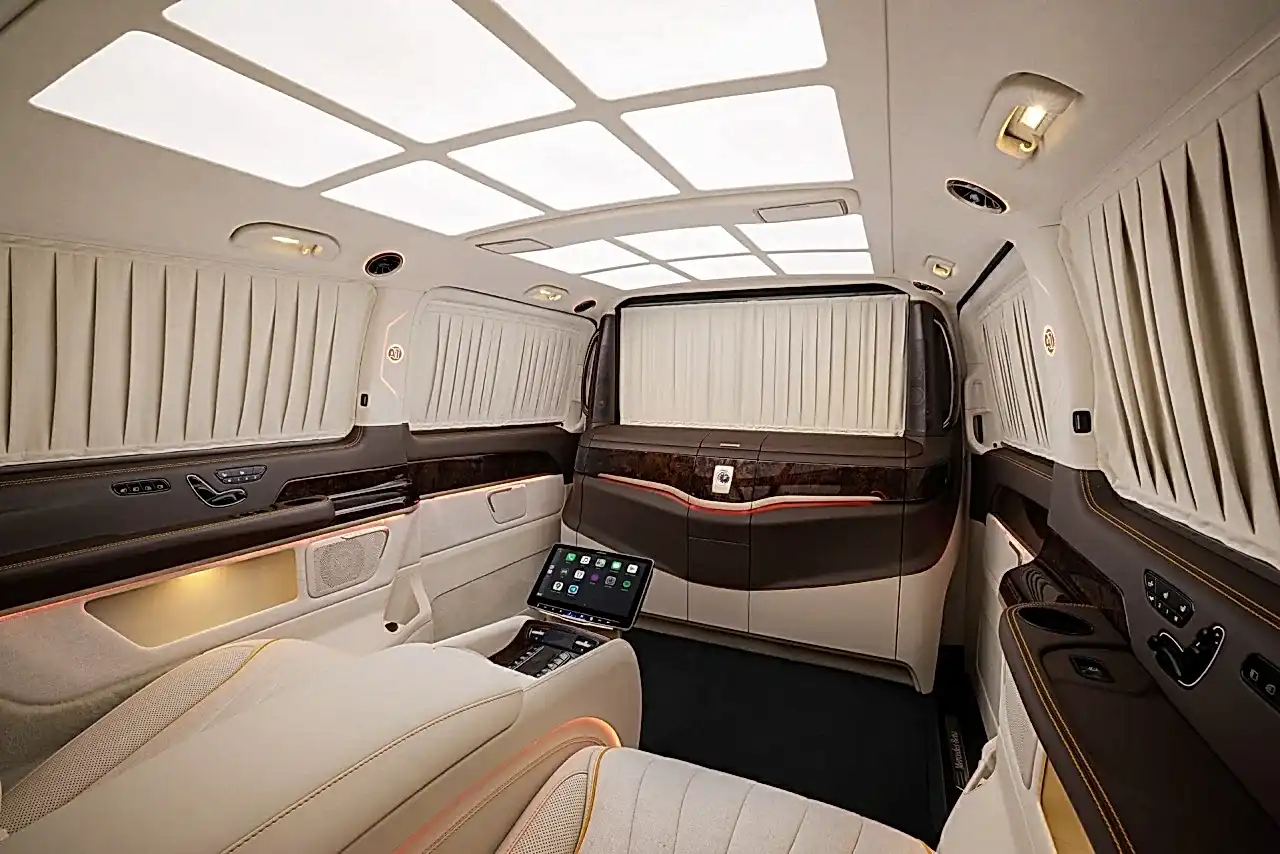 Салон Mercedes-Benz V-Class 300D V-VIP by Loro Piana. Фото 3