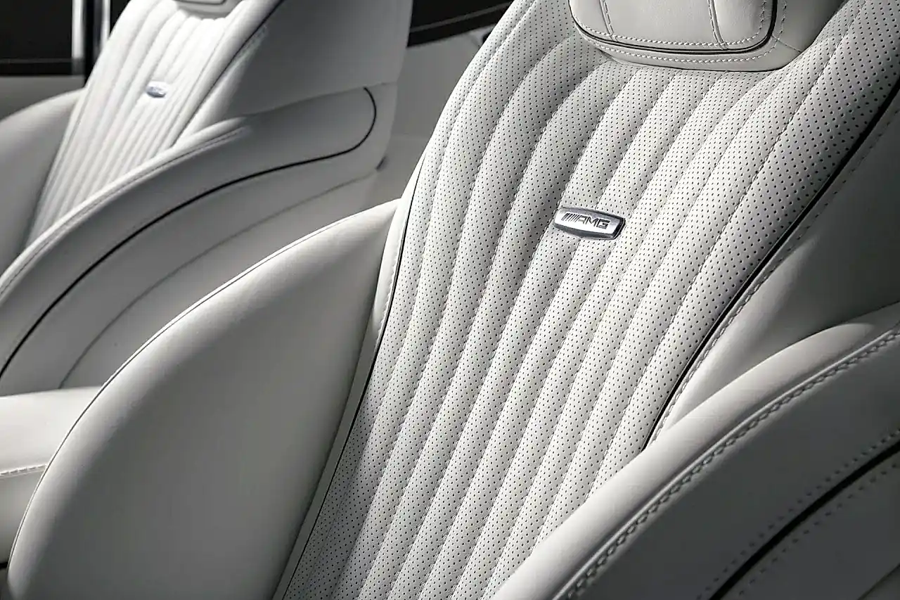 Сиденья для Mercedes-Benz S65 AMG Coupe. Фото