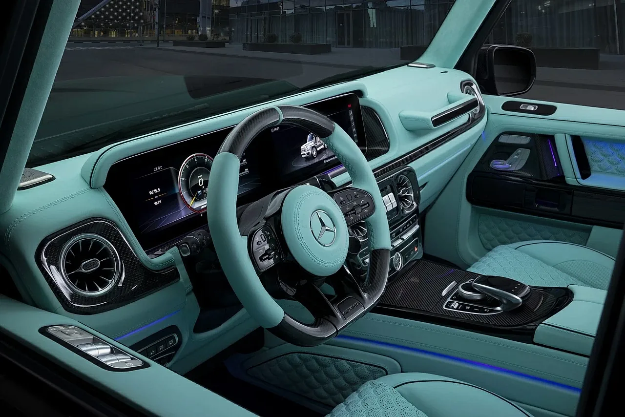 Mercedes-Benz BRABUS G900 Rocket Edition. Торпедо