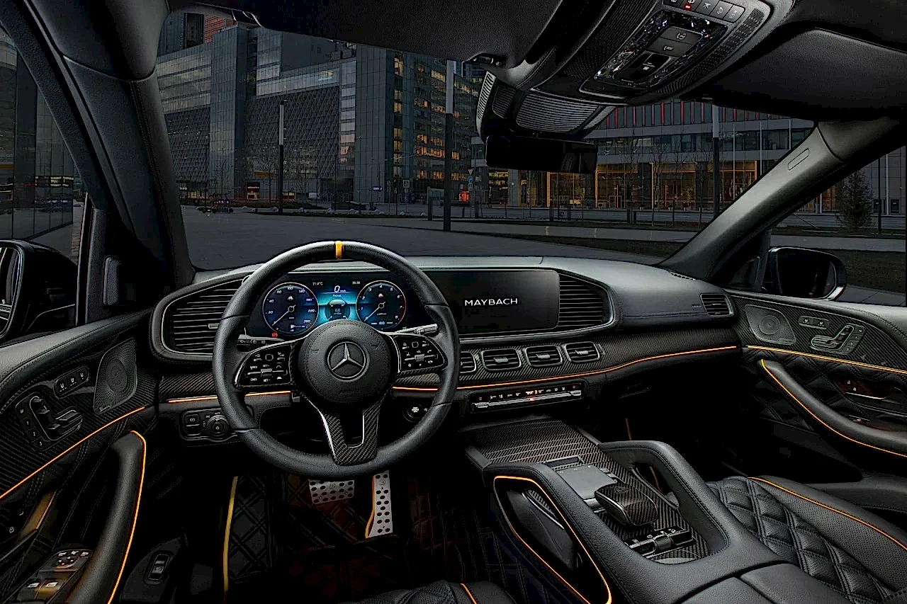 Mercedes-Benz GLS Maybach Brabus. Торпедо
