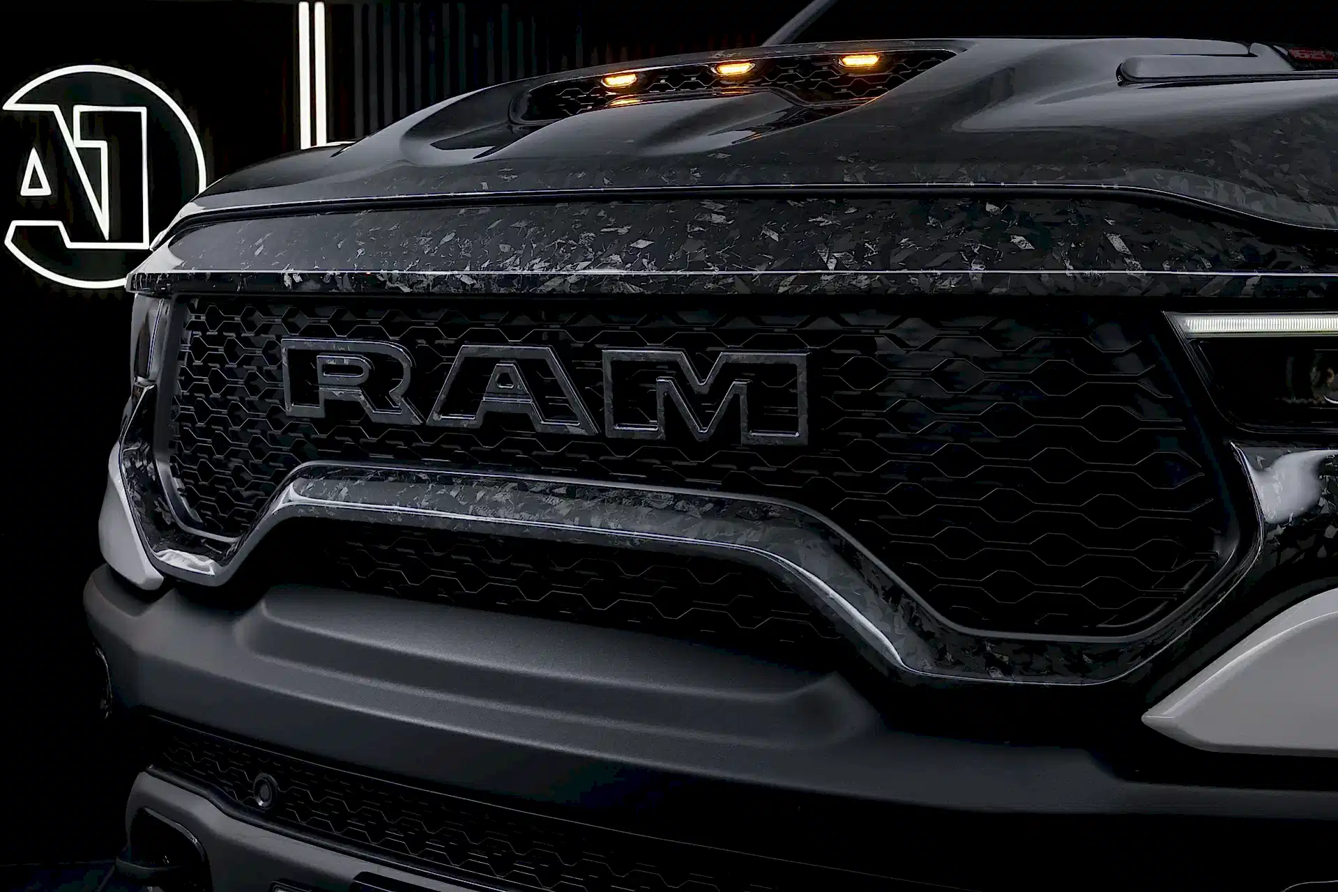 Dodge RAM TRX Carbon. Бампер