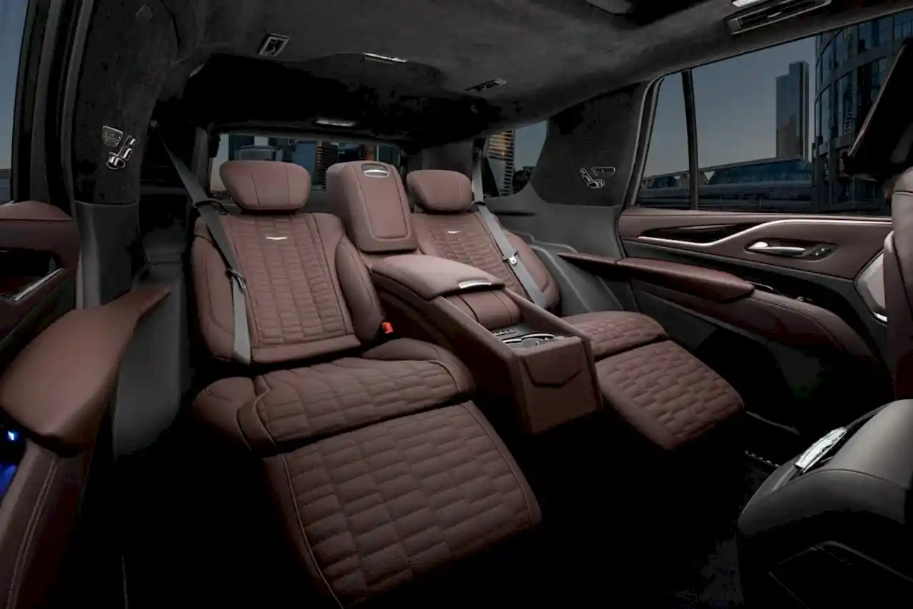 Салон Cadillac Escalade Ultima Brown. Фото 1