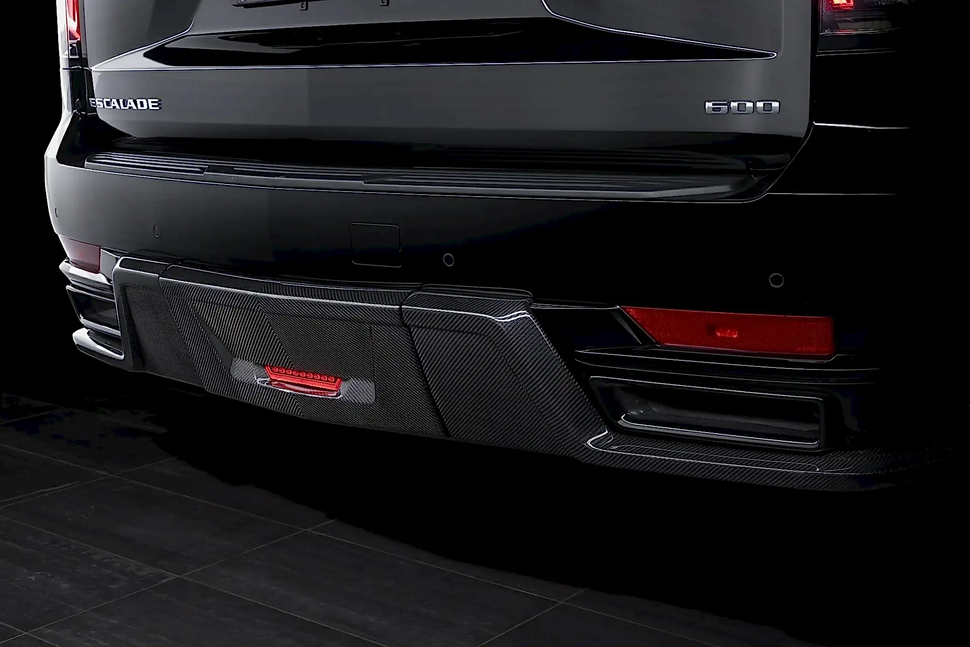 Тюнинг Cadillac Escalade Carbon. Фото 3