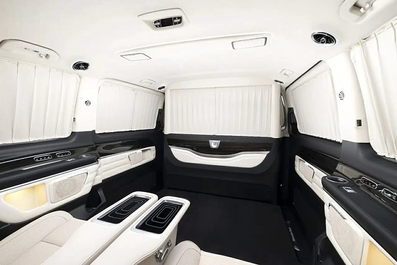 Салон Mercedes-Benz V-Comfort. Фото 31
