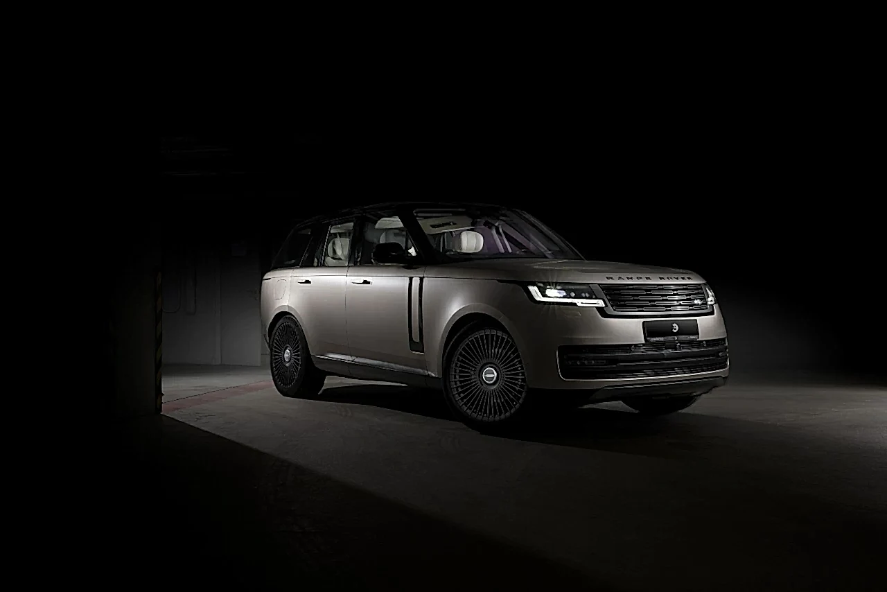 Range Rover. Фото