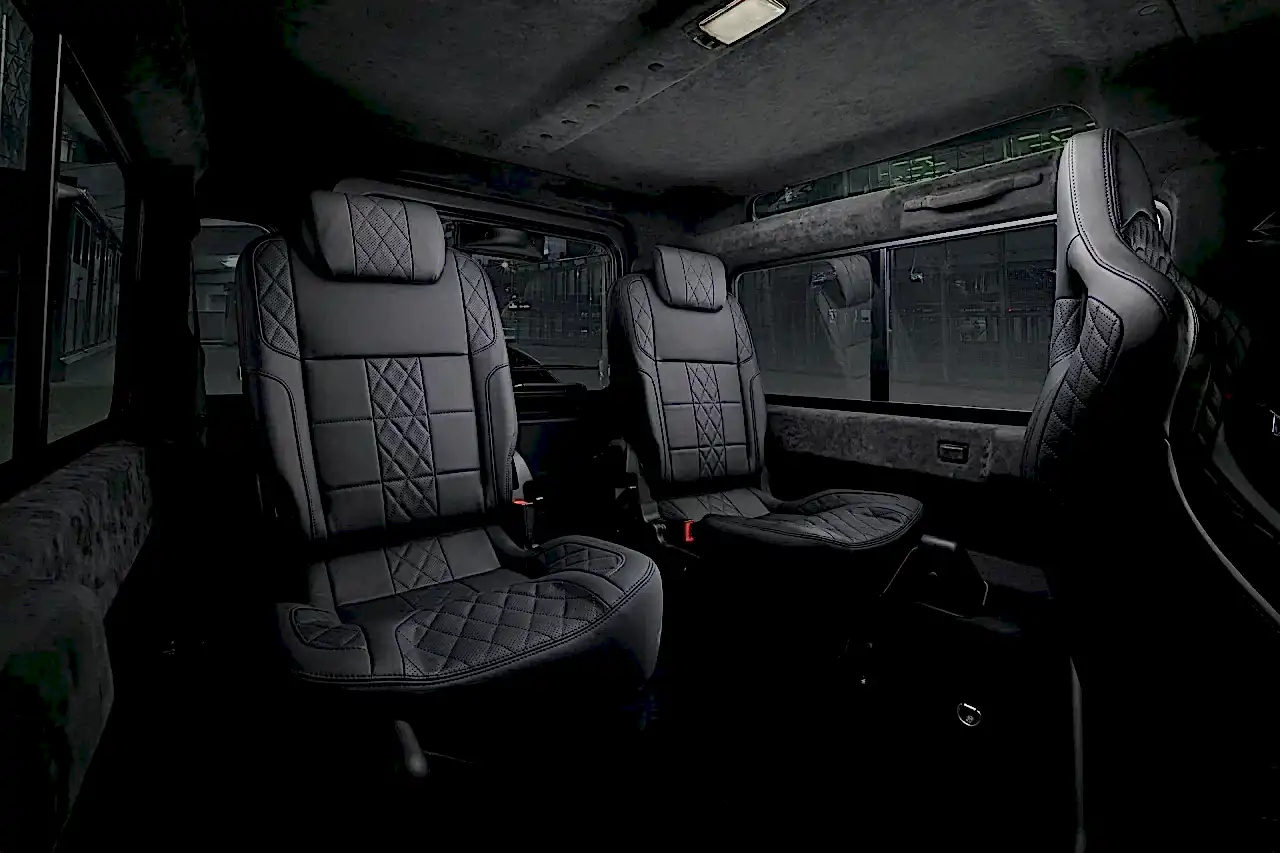 Эксклюзивный интерьер Land Rover Defender. Перетяжка салона кожей. А1 Тюнинг