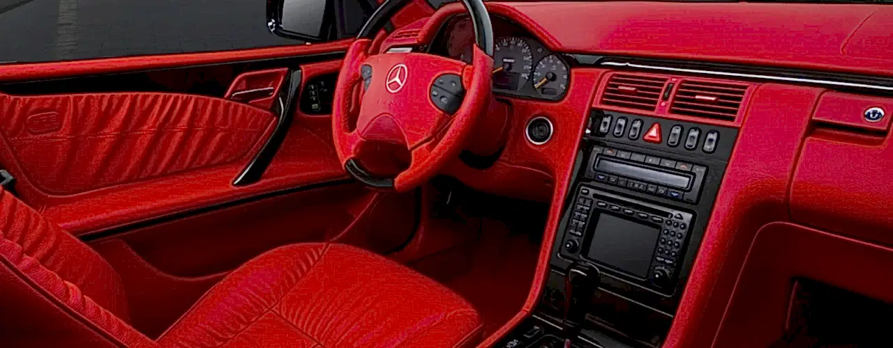 Mercedes-Benz W210 MainRed. Торпедо