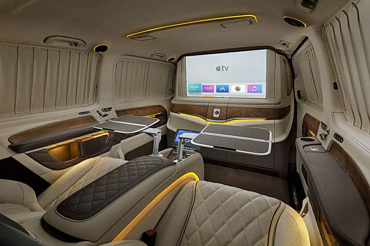 Салон Mercedes-Benz V-VIP. Фото